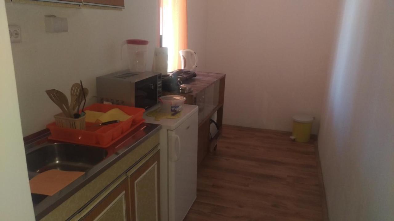Apartman Rita Vinkovci Exterior foto
